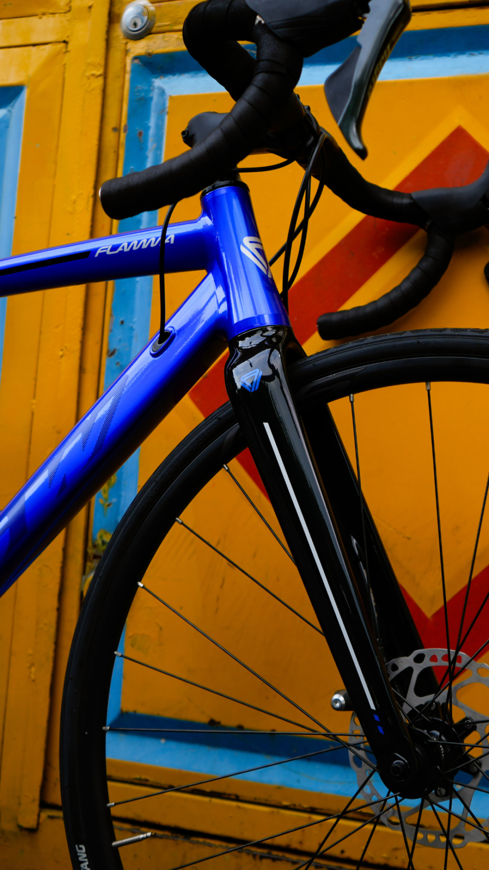 BICICLETA FLAMA DISCO RUTA 10 VEL TIAGRA - Imagen 3