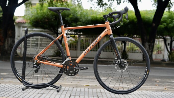 BICICLETA ASTORIA GRAVEL